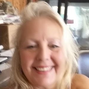 Meet your Posher, Monica